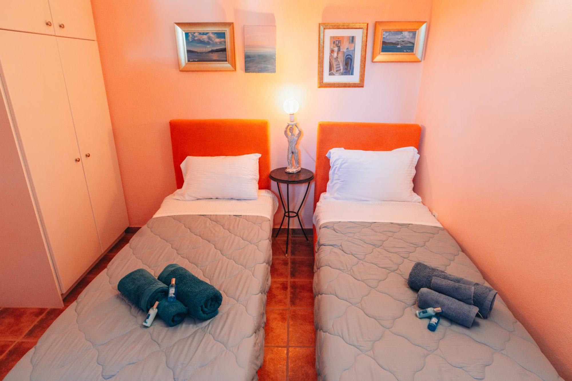 Villa Il Paradiso Andros Gávrio Szoba fotó